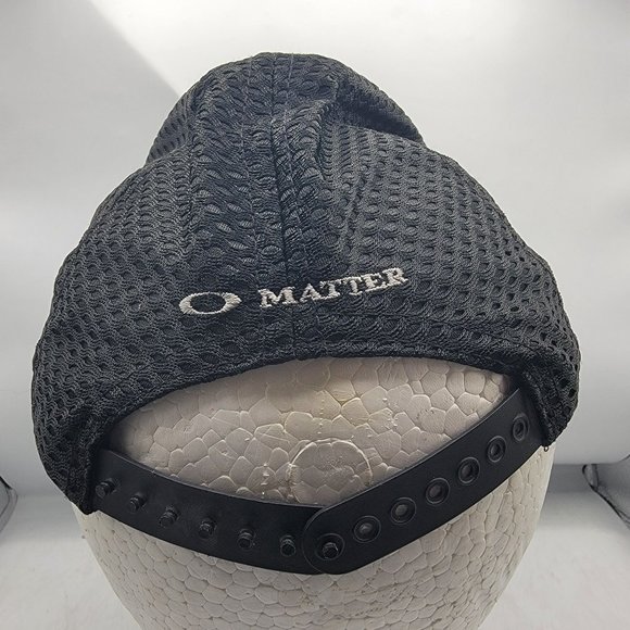 Vintage Oakley Made In The USA Hat Cap Adjustable Comfort Lightweight Casual - Picture 3 of 10